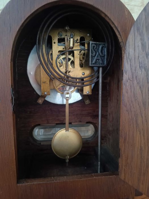 Kominkowy zegar Baba