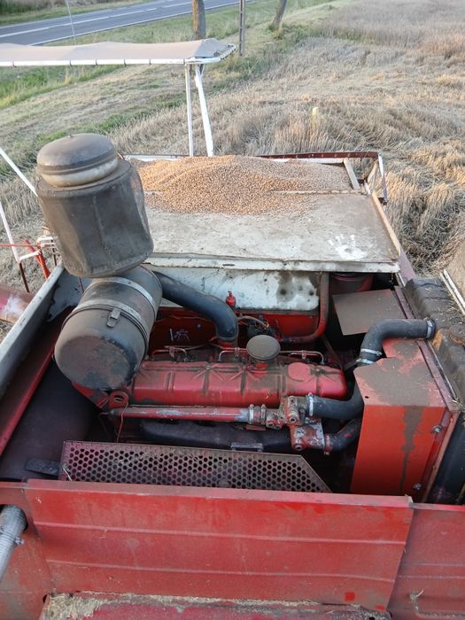Kombajn zbożowy International IHC 431 sieczkarnia 3.1m.,zamiana