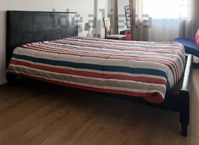 Quarto cama + mesinhas cabeceira + colchão