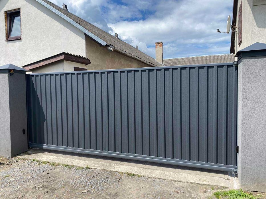 ВИГОТОВЛЕННЯ Металеві брами • Ворота • Хвиртки • Огорожа ‼️АВТОМАТИКА