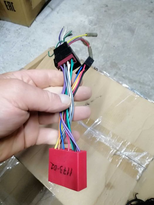 штекер шнур до магнітоли