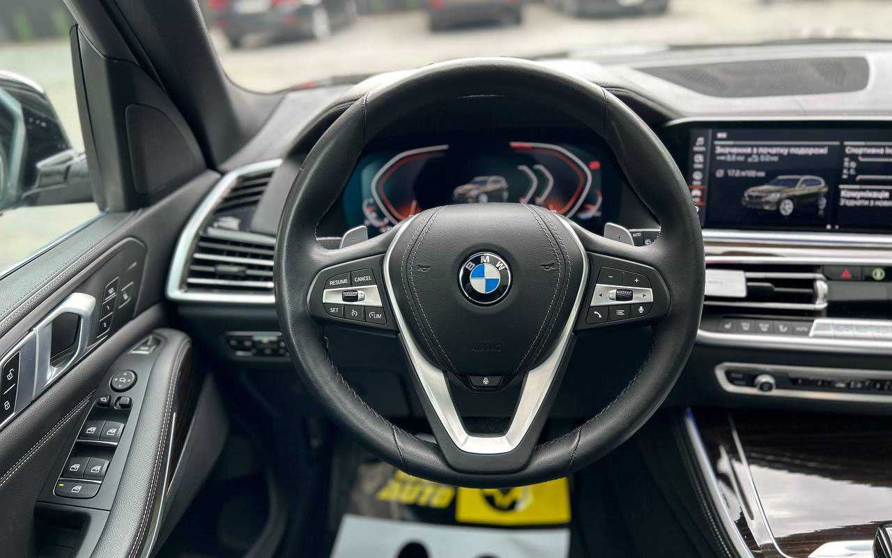 BMW X5 2020 року