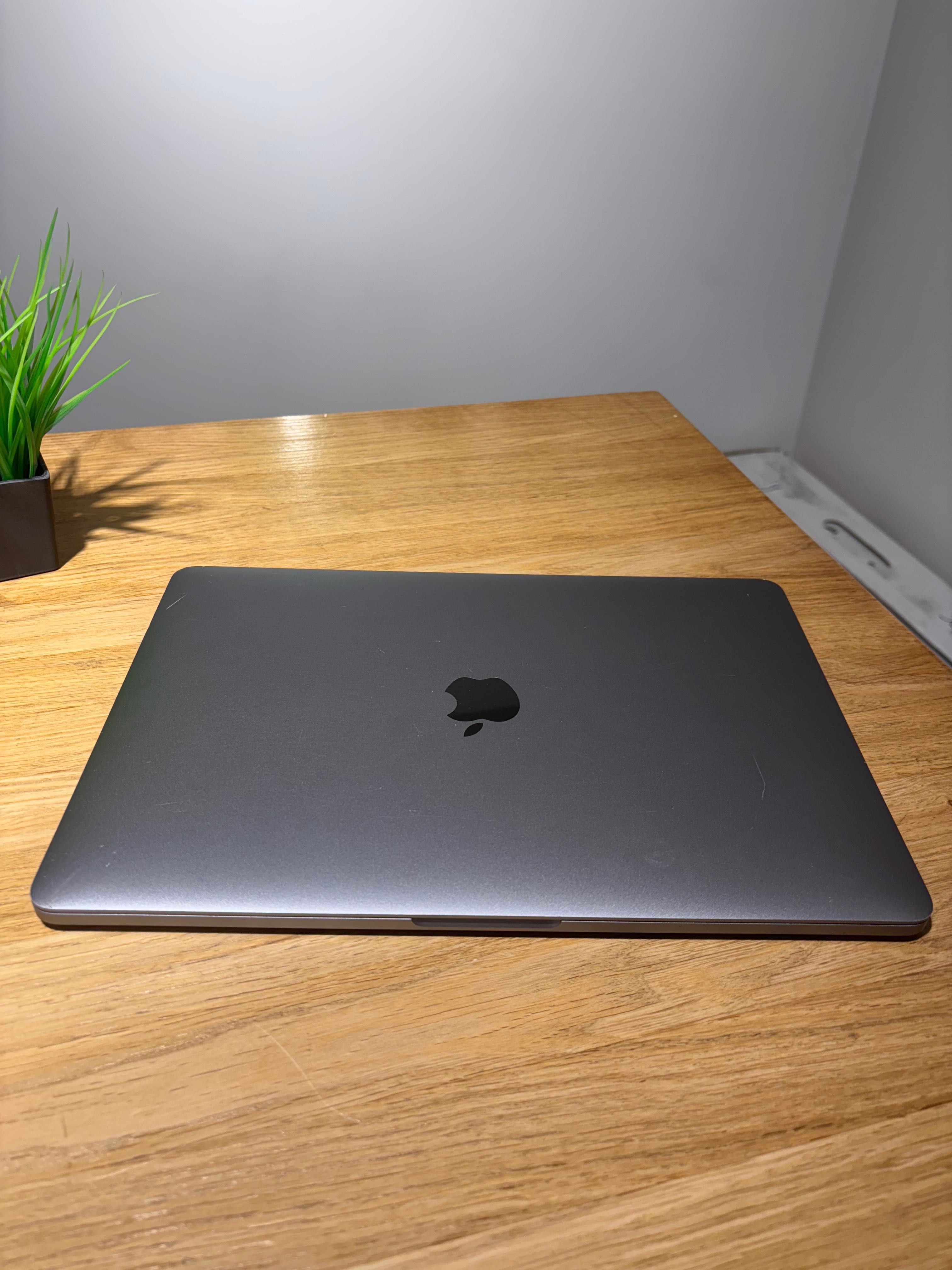 Apple MacBook Pro 13'' 2017 A1706 Space Gray 8 GB 512GB Klasa A-
