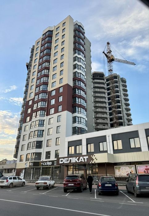 Продаж простороі 3 кім.кв. з чудовим видом, вул.Жужоми, 1, Митниця