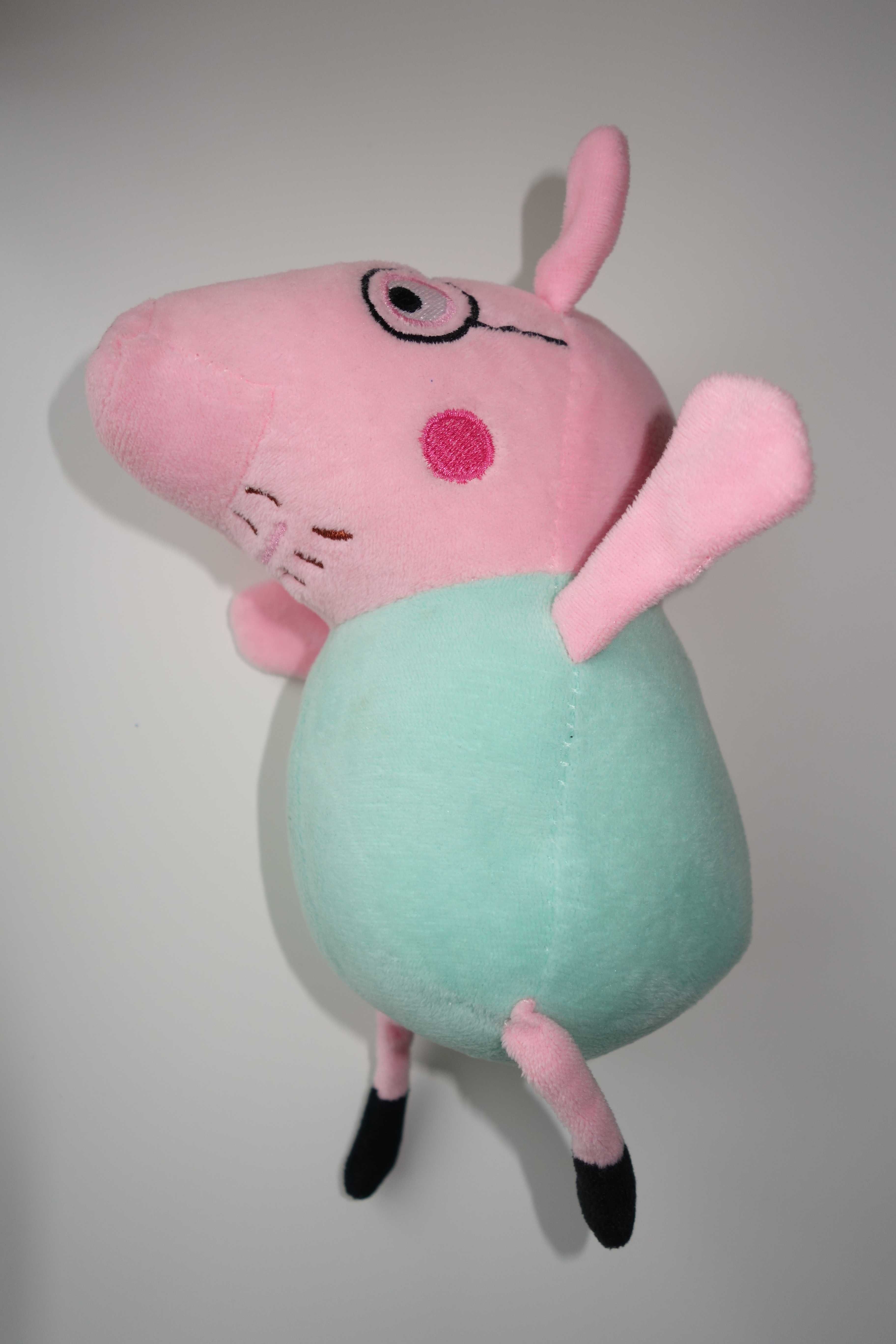 Świnka Peppa- tata świnka maskotka z dźwiękiem