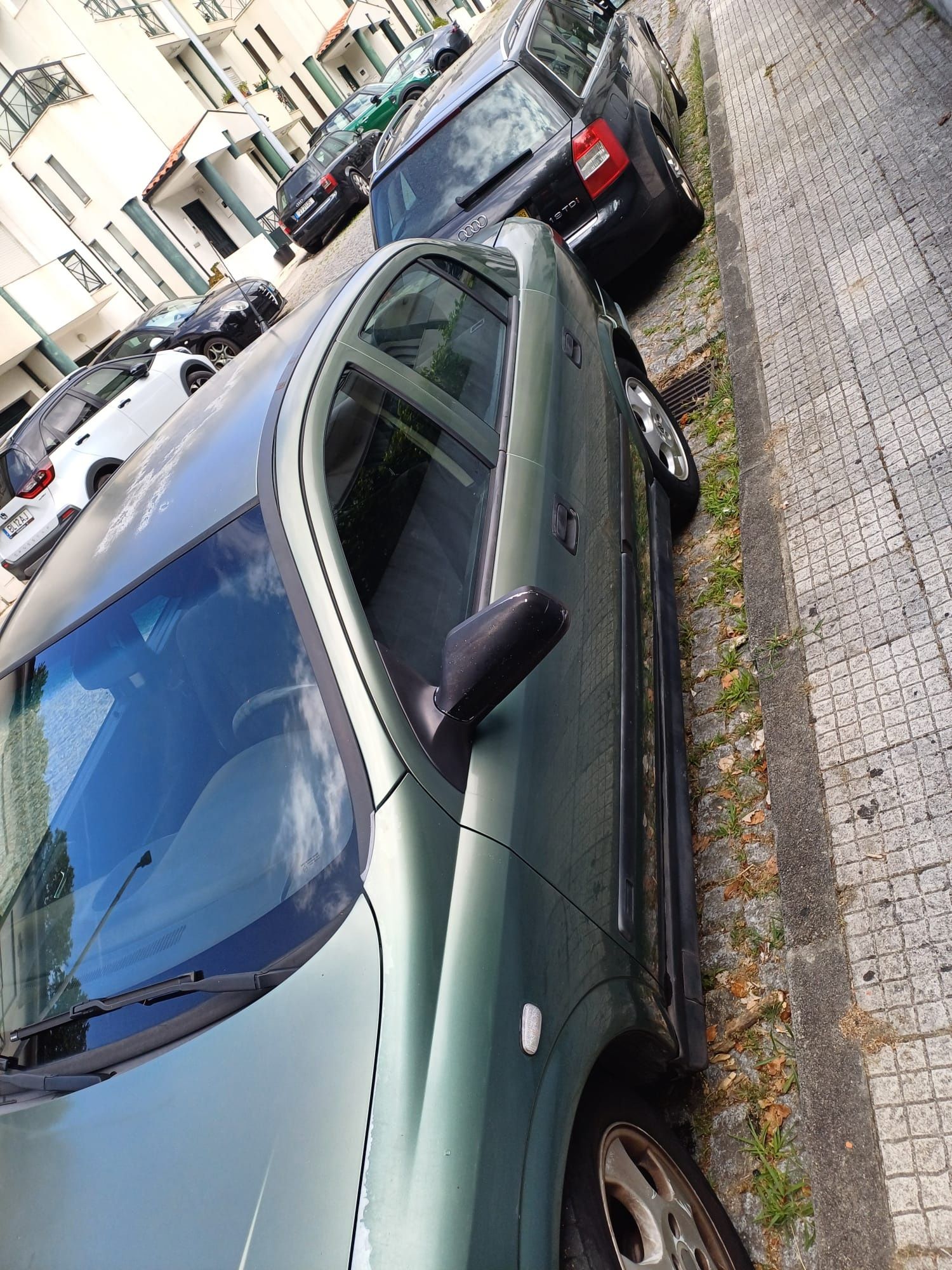 Astra sedan 1.6 1999