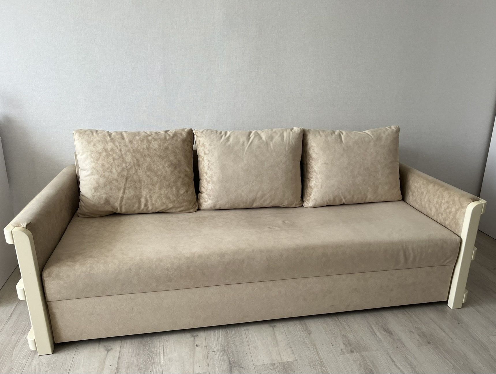 Двуспальний розкладний диван