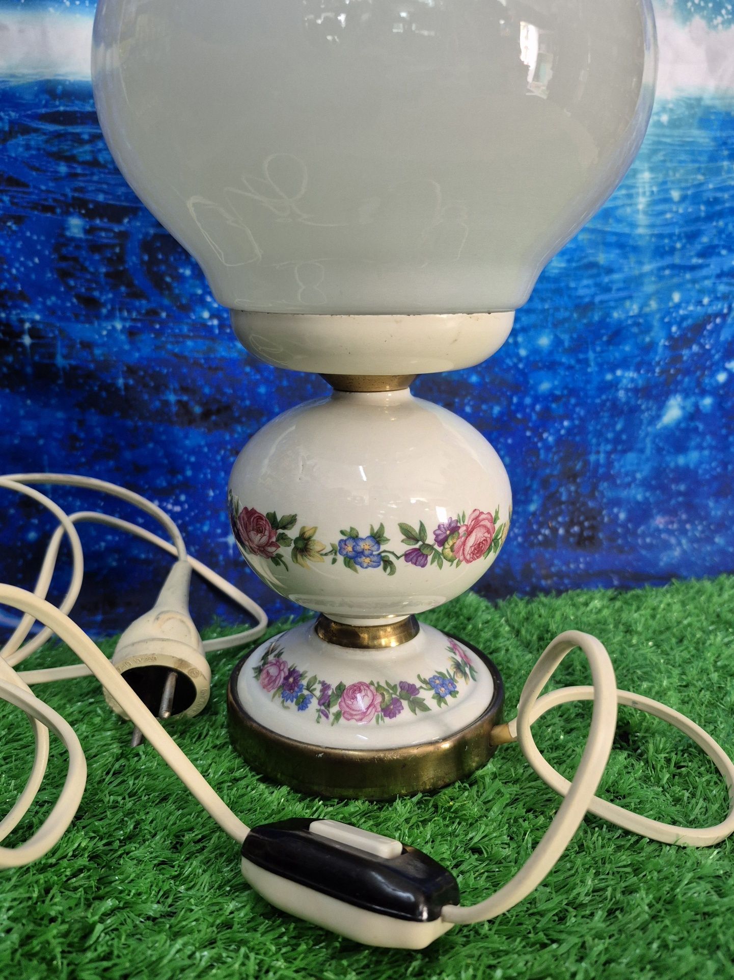 Lampka porcelanowa z lat 70-tych PRL