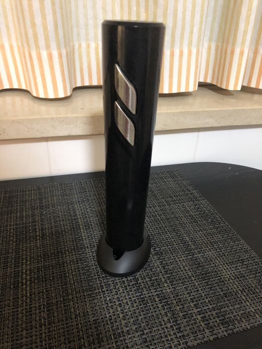 Saca rolhas eletrico