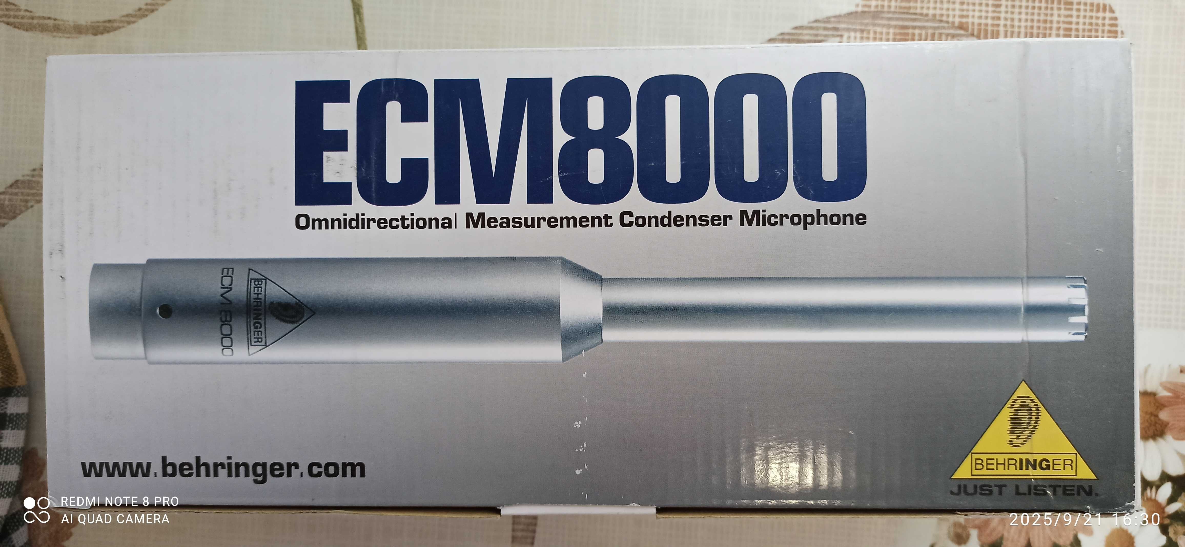 Микрофон:  Behringer ECM8000