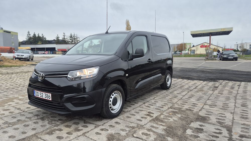 Toyota Proace (Partner Berlingo) 1.5D4D 2021r przeb 134tys