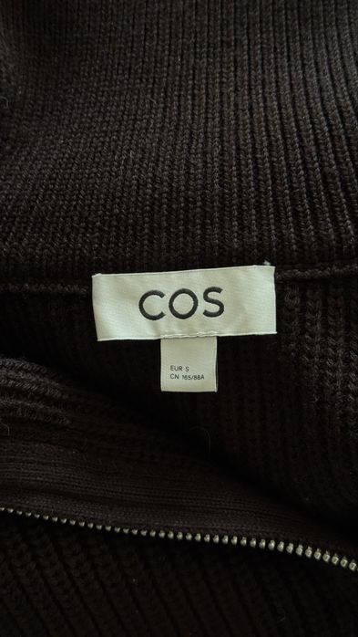 Светр COS коричневий