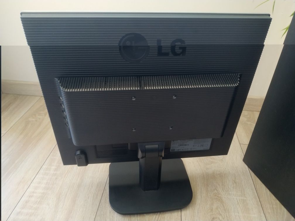 Monitor LG Flatron L1918S-SN