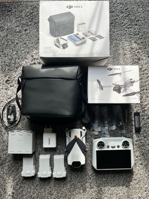 Solidny zestaw Dron DJI Mini 3 Fly More Combo + 2 gratisy
