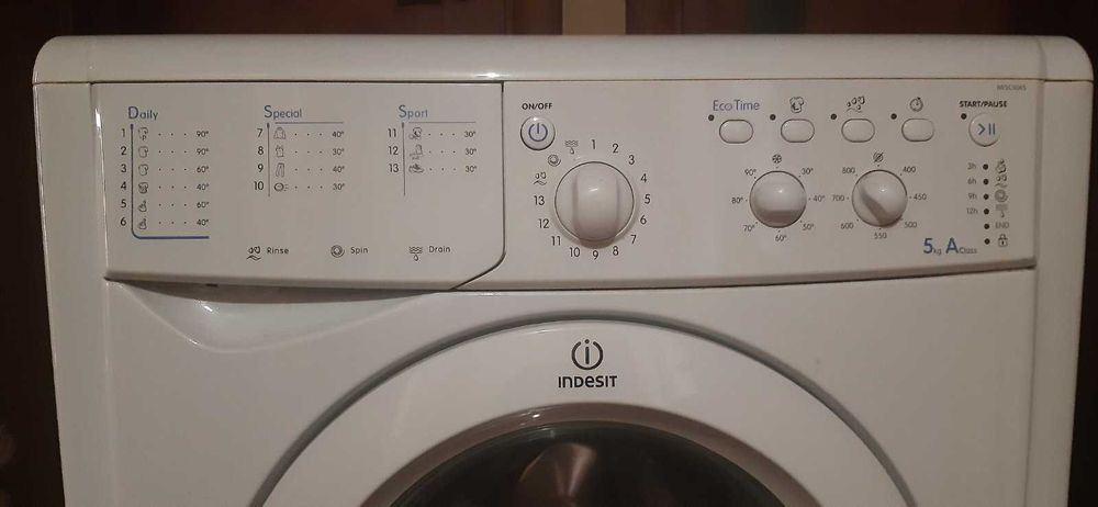 Пральна машина   
  Indesit IWSC 5085 (EU)