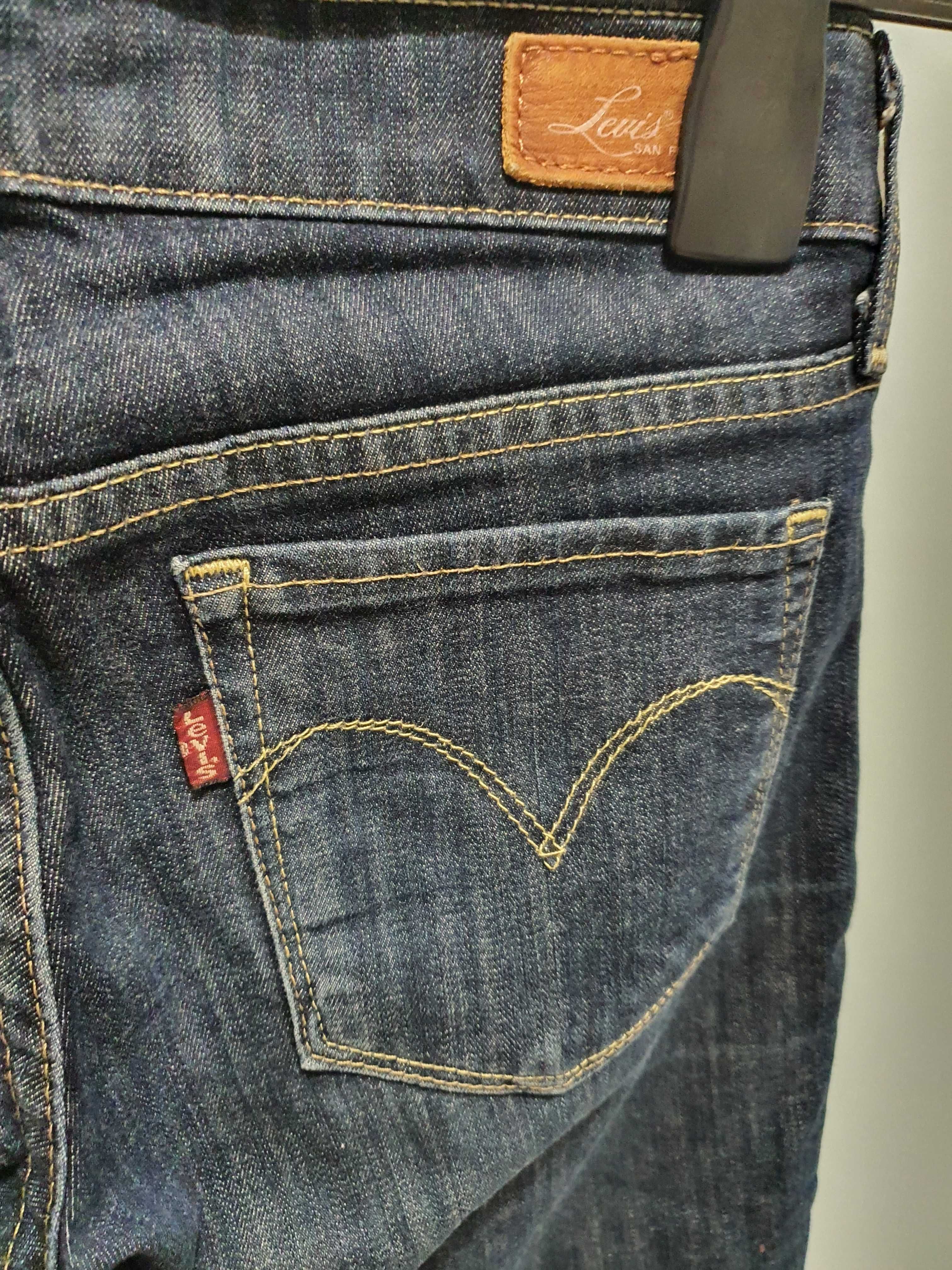 Spodnie Levi's damskie skinny jeansy rozmiar W25 L32 biodrówki