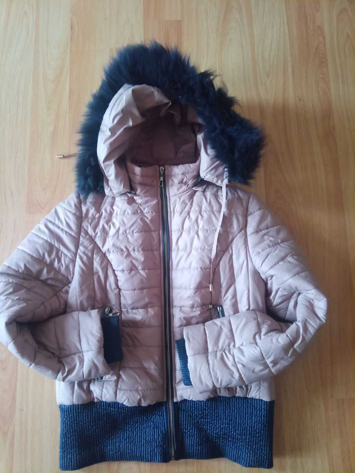Куртка жіноча  зимова розмір 48-50