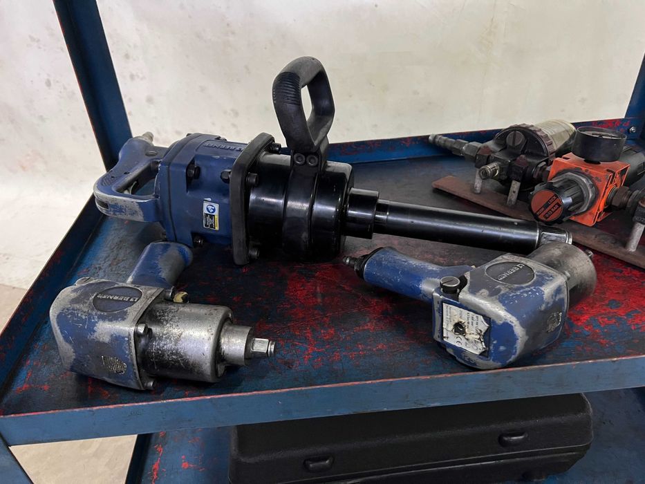 Vendo carrinho com chaves e pneumatica para pesados (Berner)