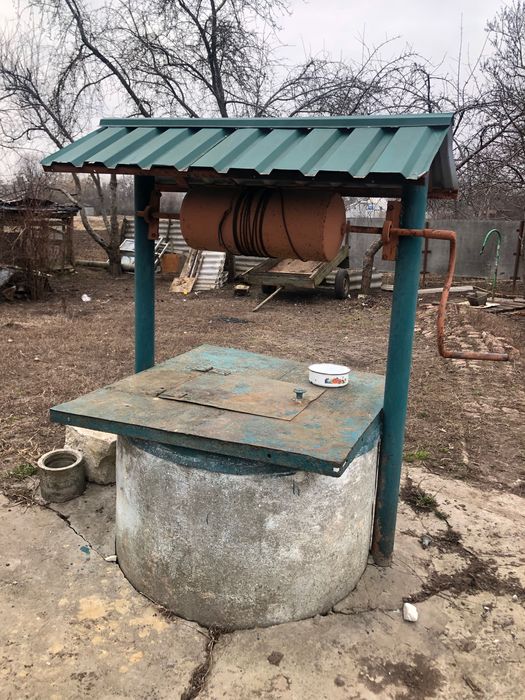 Будинок  в центрі села