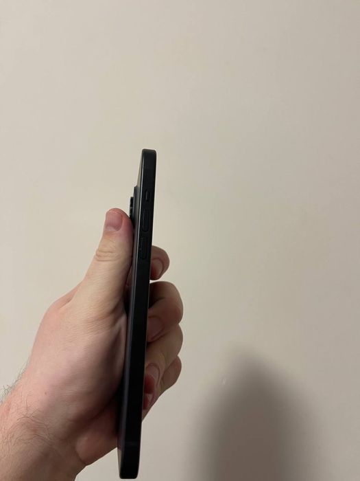 Продам Iphone 15 plus 128гб rsim в хорошому стані