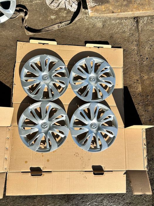 Mazda kołpaki 15&quot; oryginalne