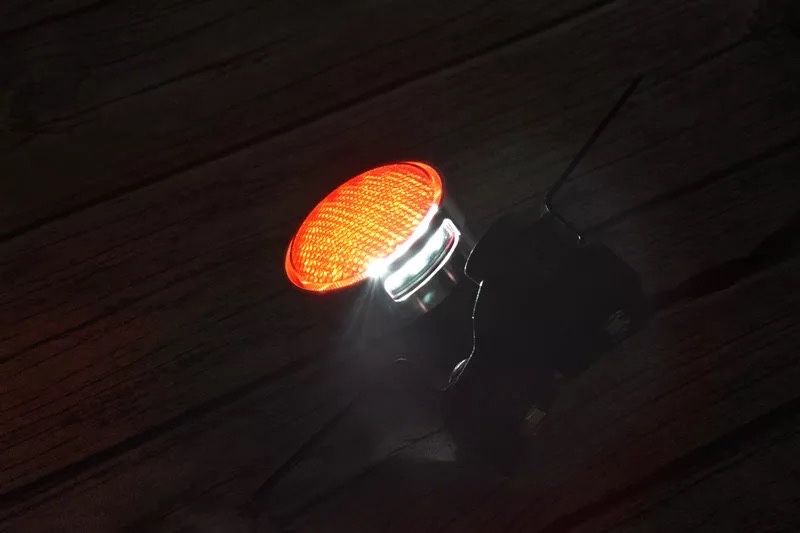 Farolim traseiro alumínio premium LED cafe racer