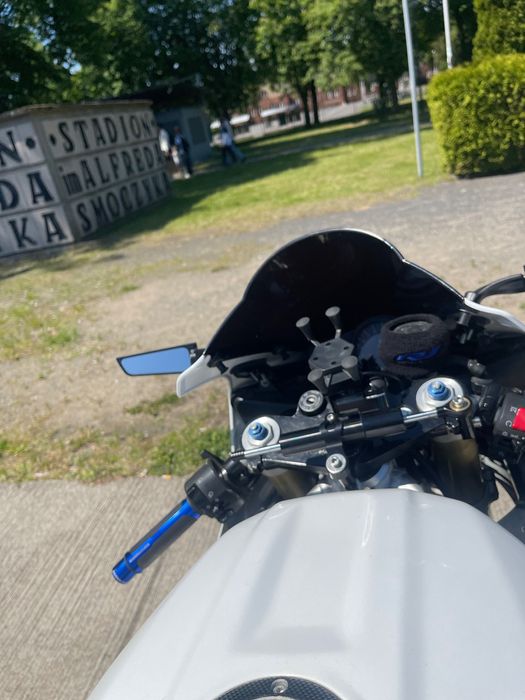 Yamaha R1 RN04 ( silnik od RN09 nowszy model )