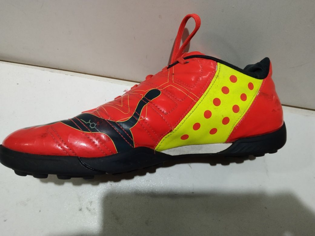 Korki piłkarskie PUMA rozmiar 43