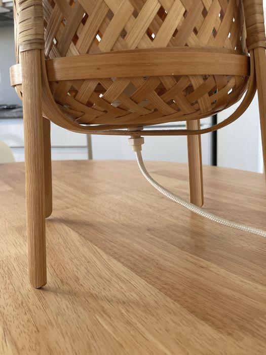 Candeeiro de Mesa KNIXHULT IKEA