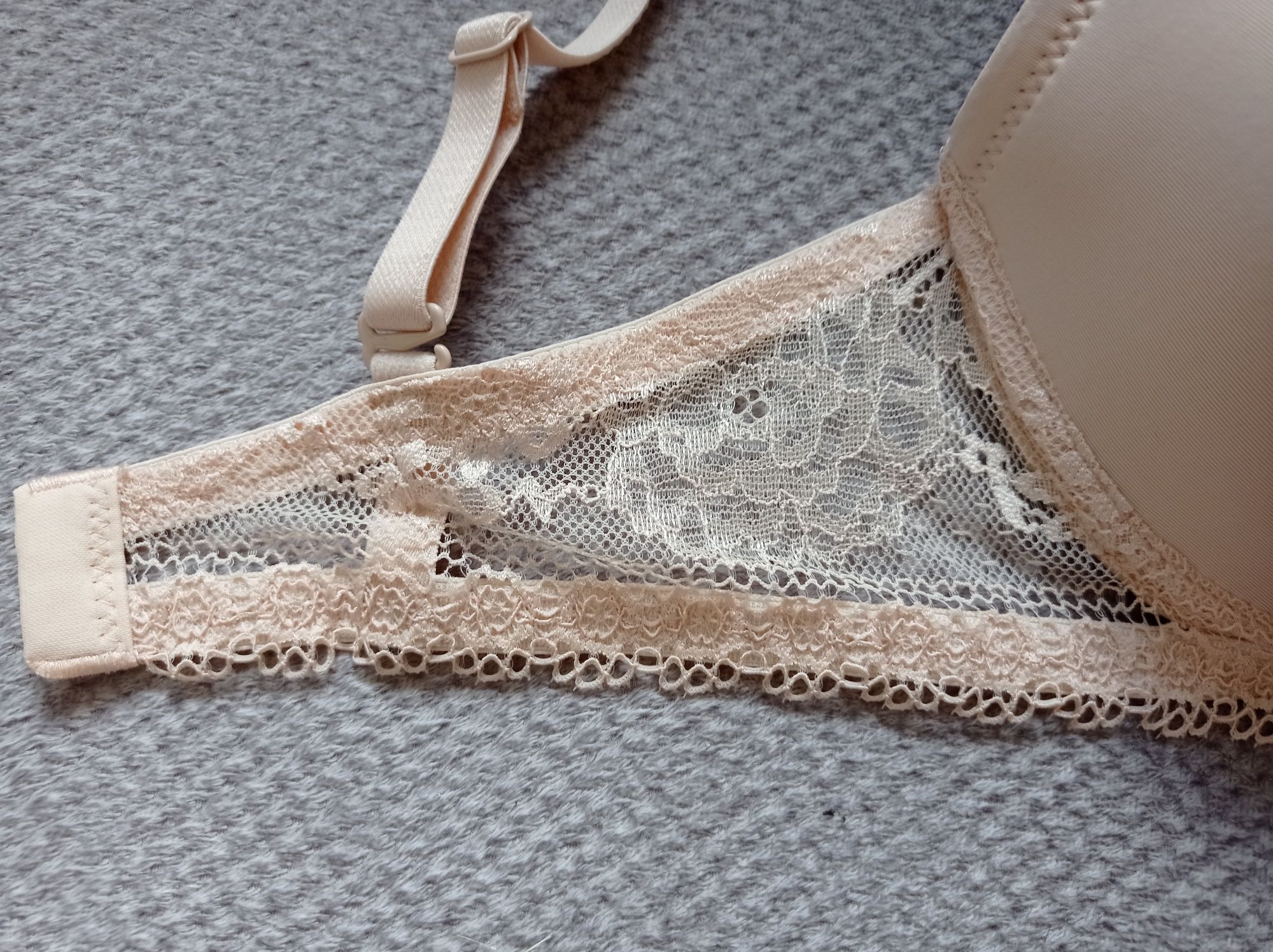Esotiq biustonosz push-up 65D