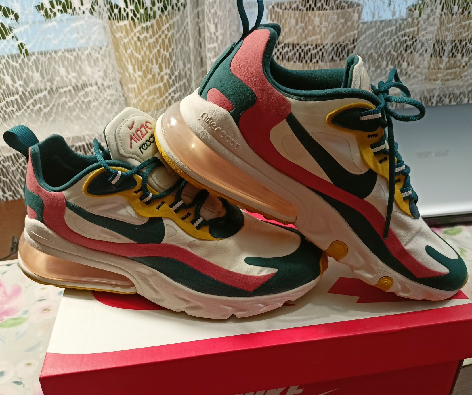 Nike AIR MAX 2090 REACT R.39