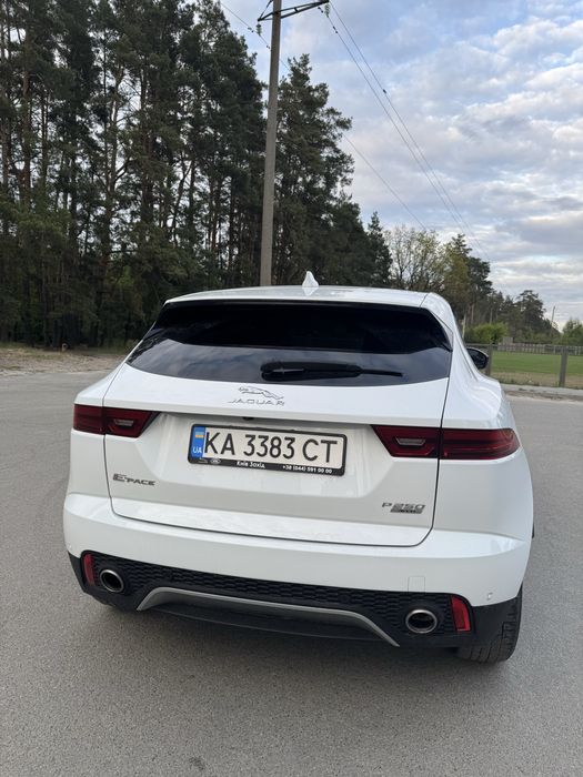 Ягуар E-Pace , Jaguar .