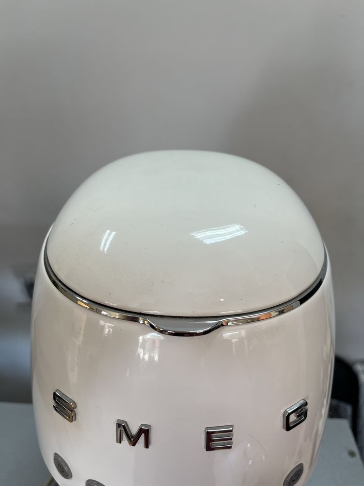 Крапельна кавоварка SMEG DCF01WHE