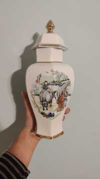 Wazon ceramiczny chiński,  biały