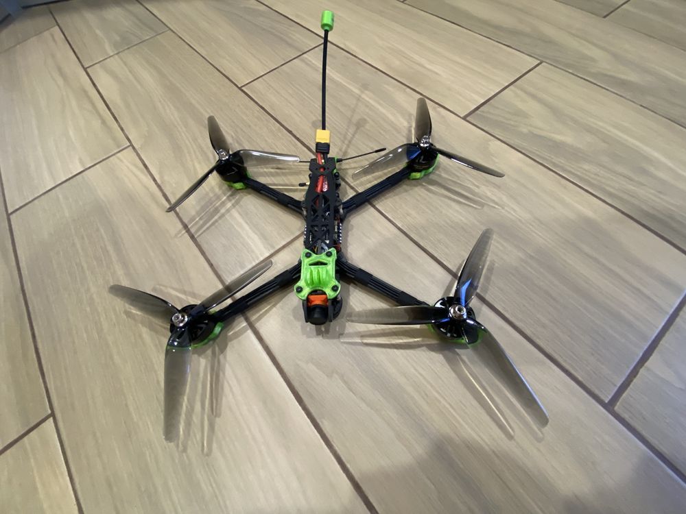 FPV 7  ELRS 915 квадрокоптер