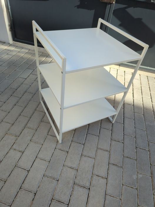 Aparador de aço inoxidável