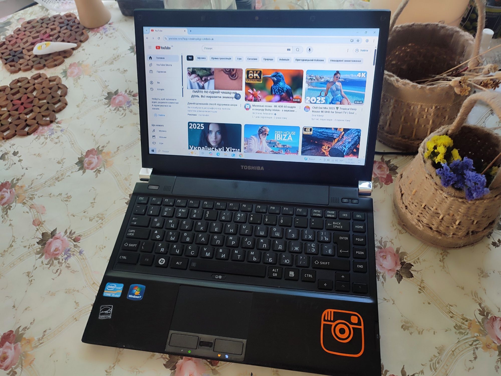 Ноутбук Toshiba 4-ядра i5-2520M/RAM-6GB/HDD-1TБ/SSD-120GB