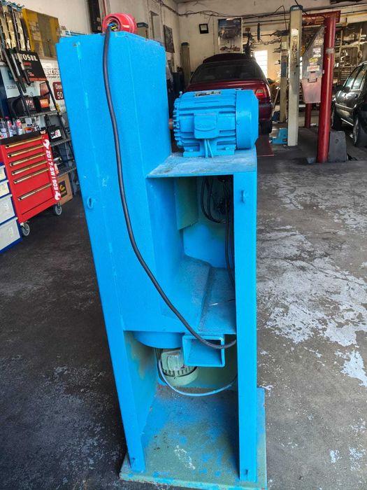 Maquina de cardar e polir