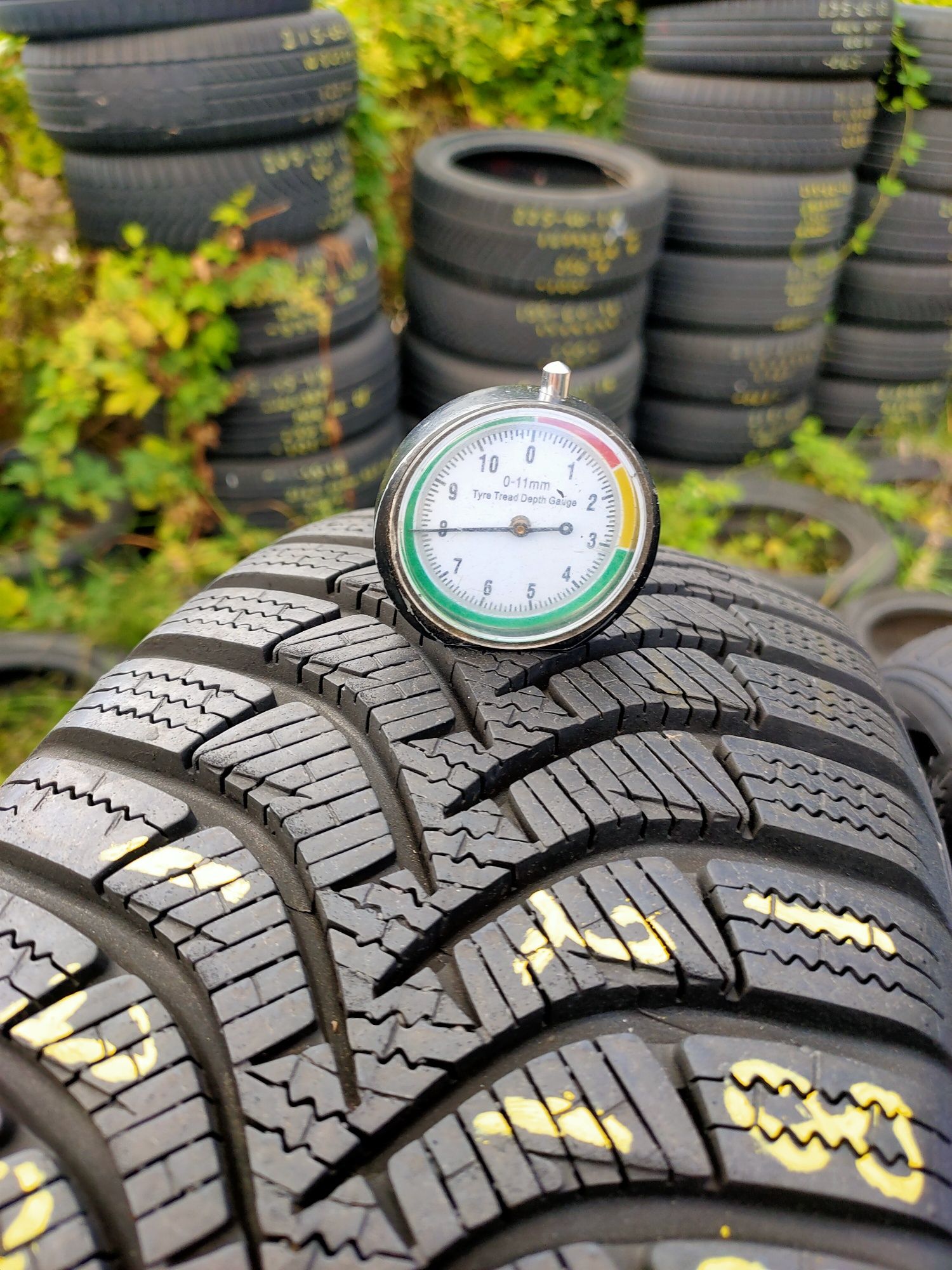 185/60r15 Hankook Winter i'cept RS2