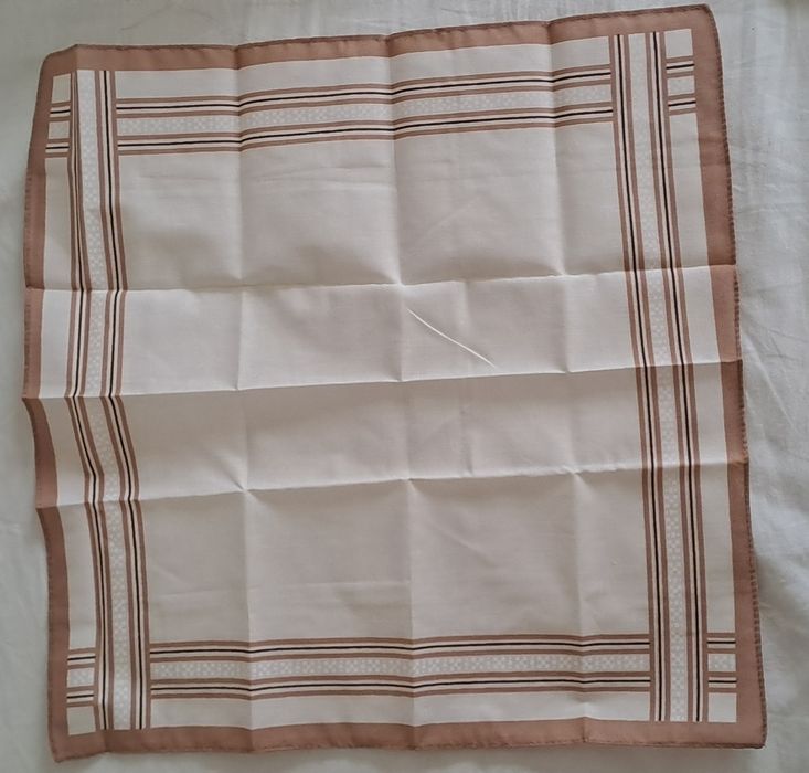 Lenços de mão vintage Novos em embalagem Original