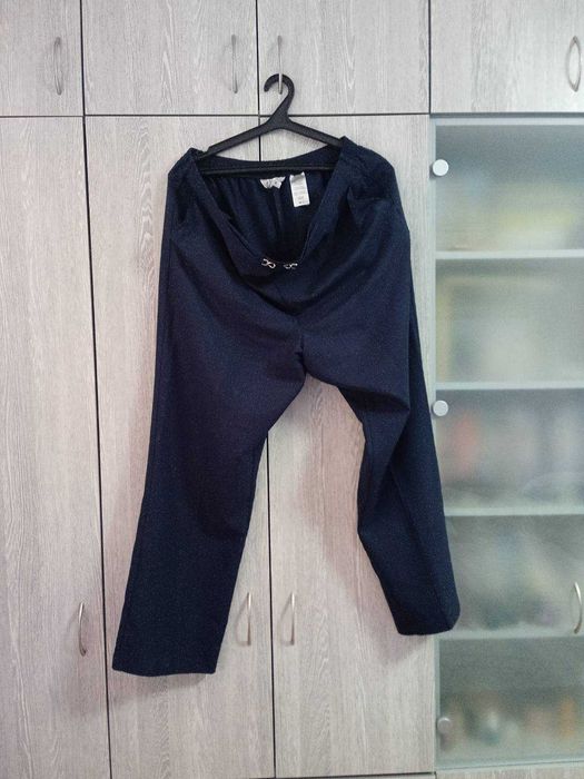 Брюки   темно-синие в мелкую полоску  Tradition,