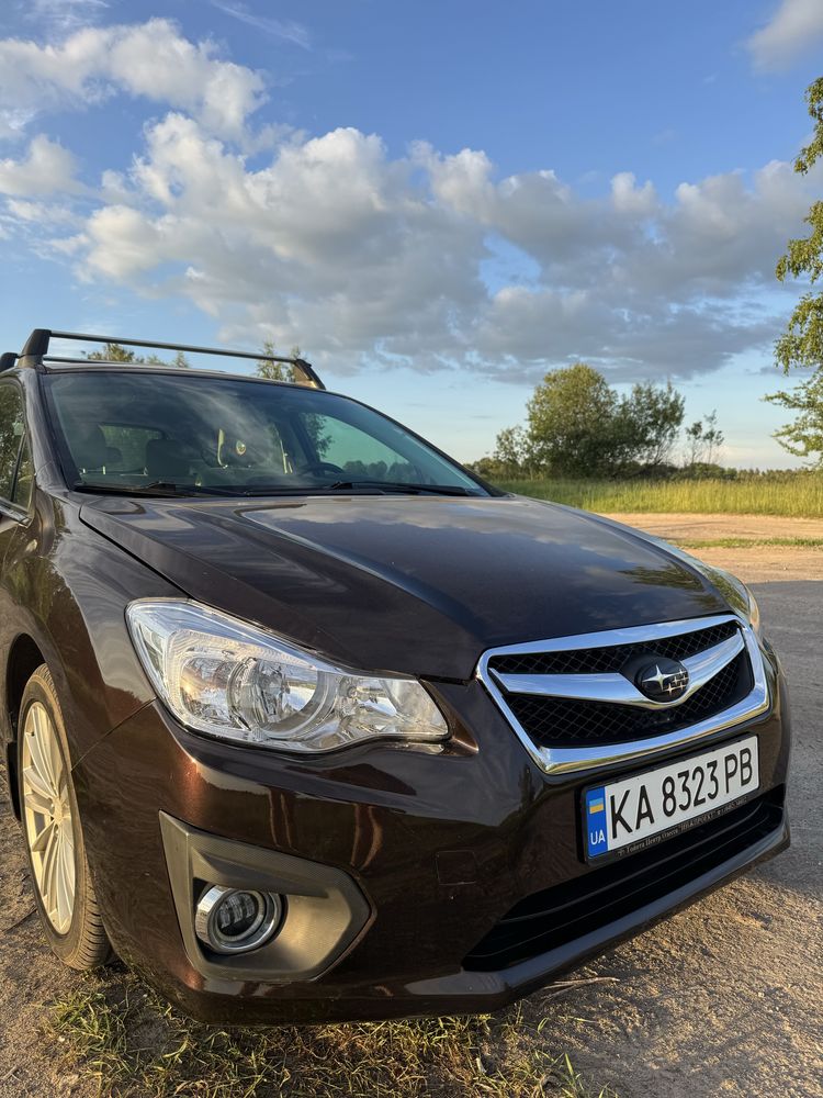 Продам Subaru Impreza 2012, 2.0 бензин