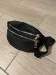 Bolsa preta pequena