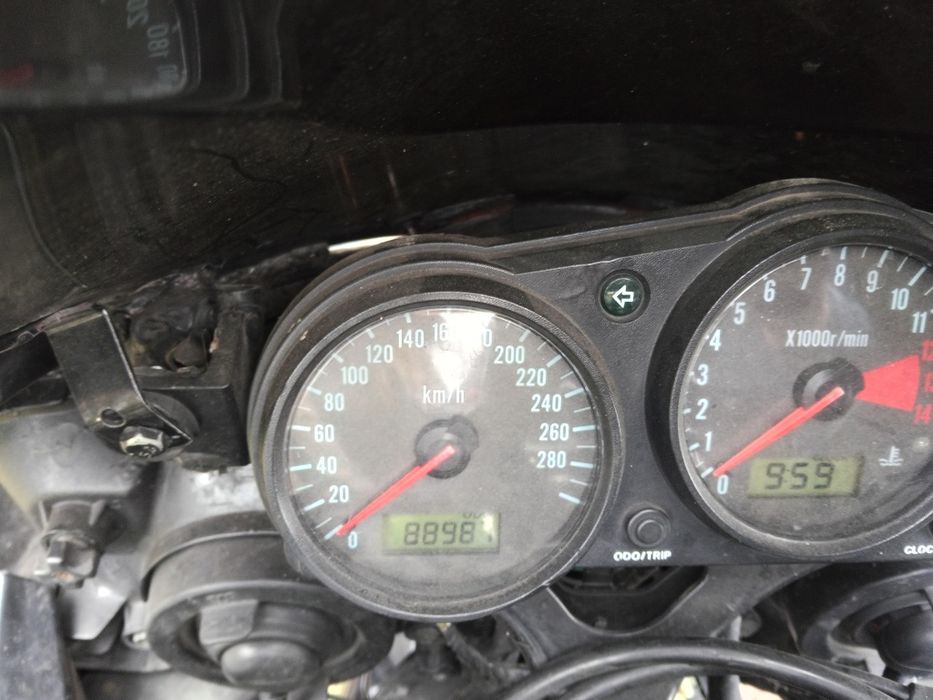 Продам Kawasaki zx9r