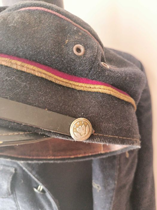 Czapka oraz marynarka służbowa kolejowa PKP PRL