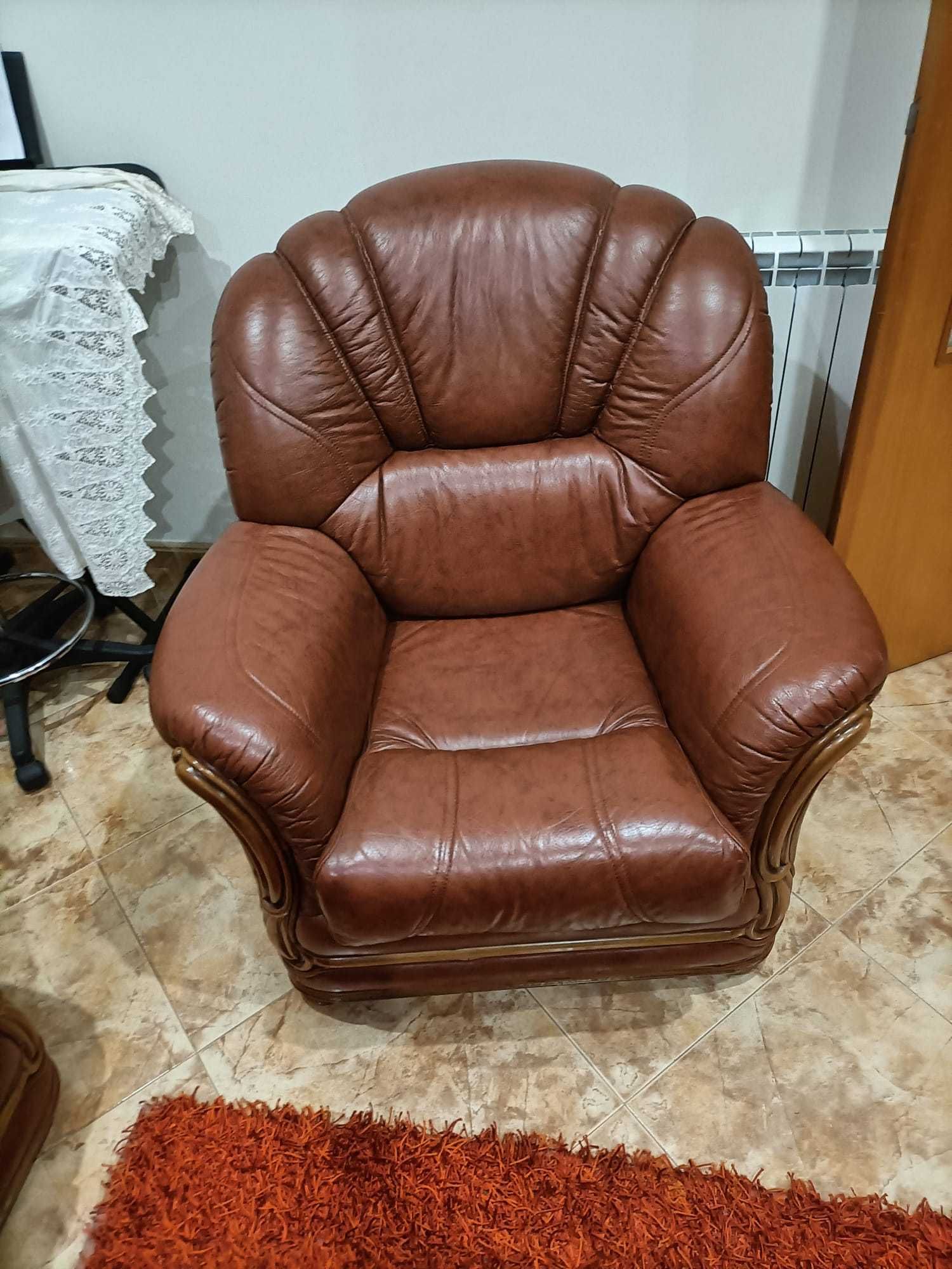 Conjunto de sofás e mesa de centro