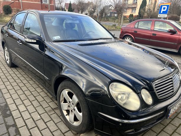 Mercedes E320 CDI 3.0V6 Sedan