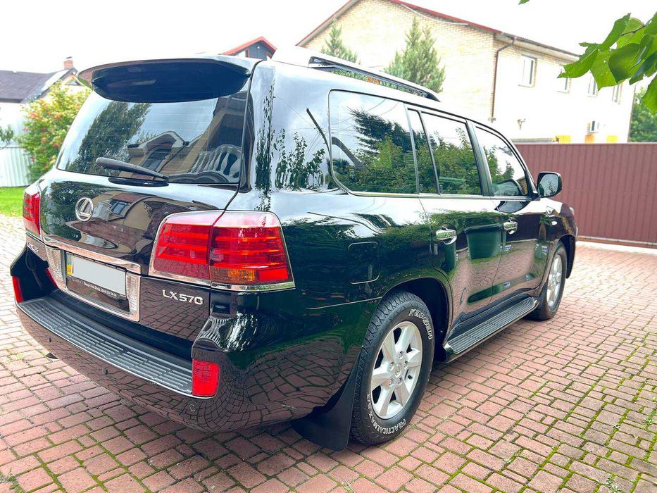 Продам Lexus LX570