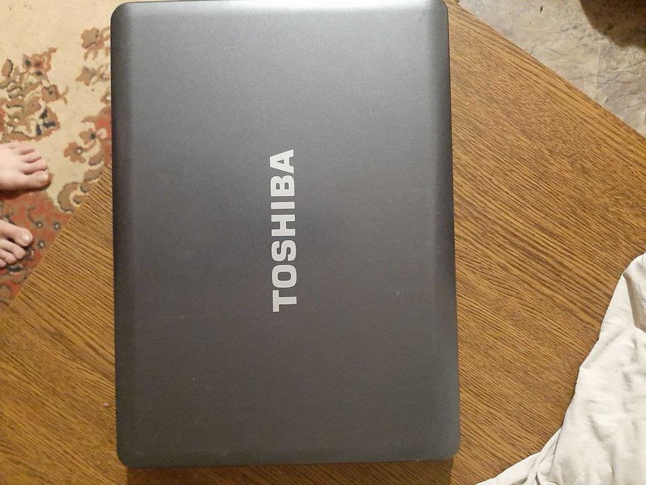 Ноутбук Toshiba A300.Под ремонт или на запчасти.