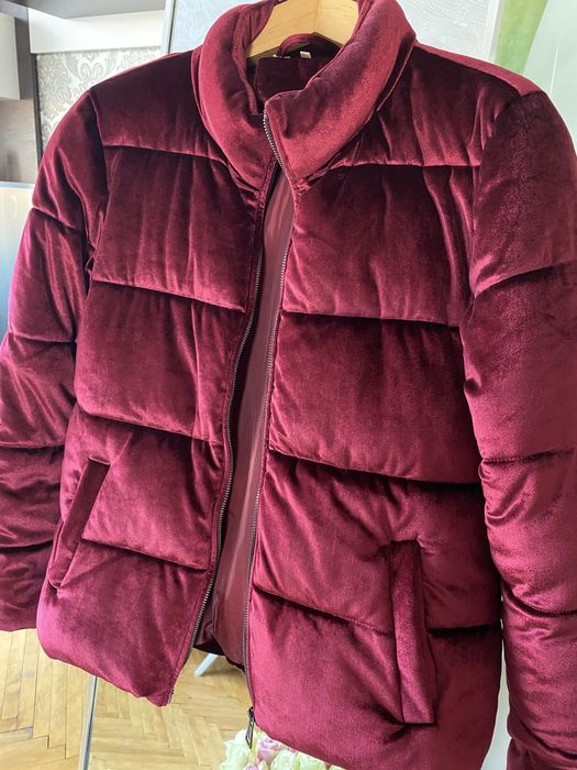 Куртка . Пуховик